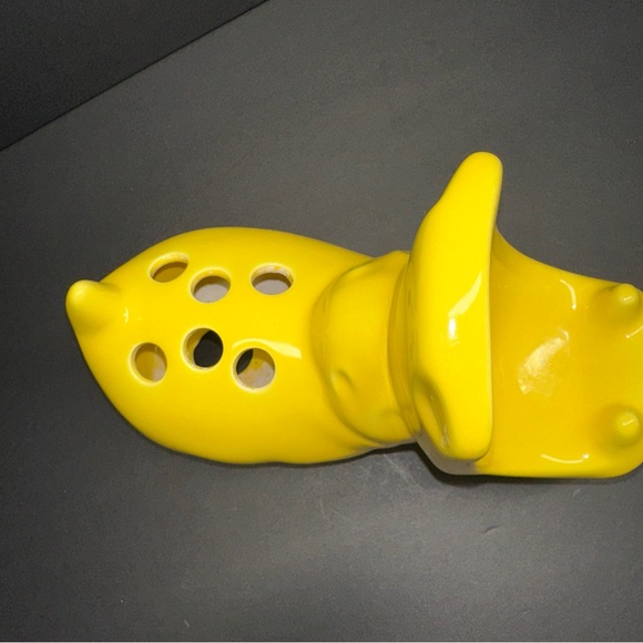 Vintage Ceramic Hippopotamus Toothbrush Holder Bright Yellow - Picture 3 of 7